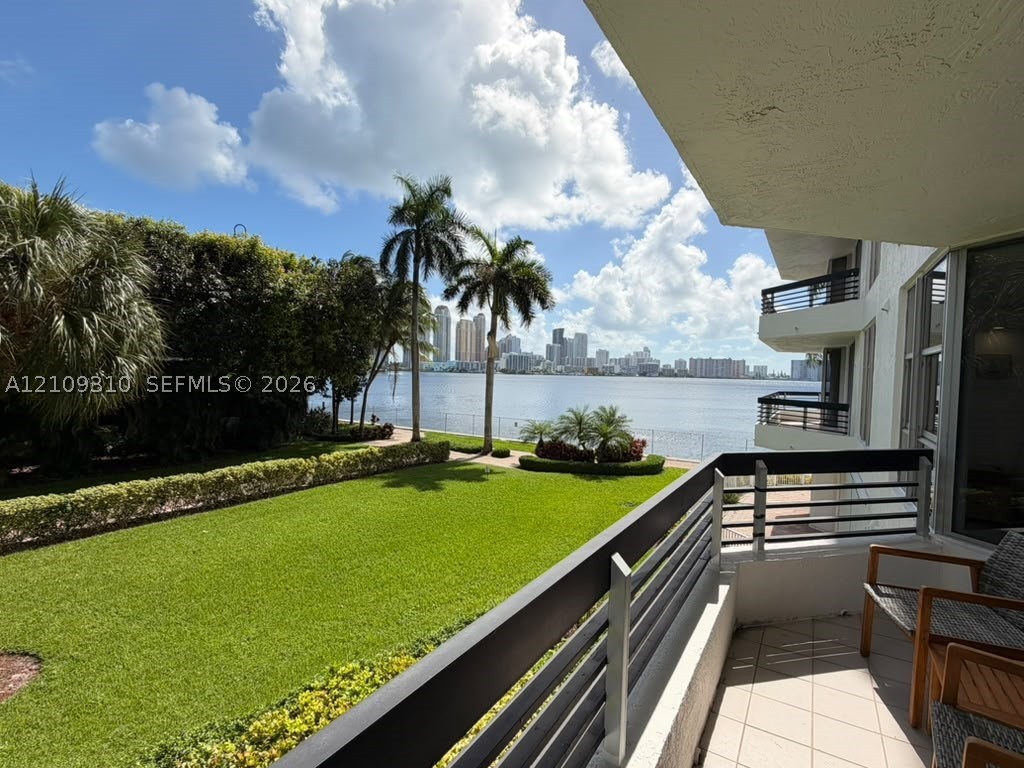 Aventura FL 33180 - A12109310