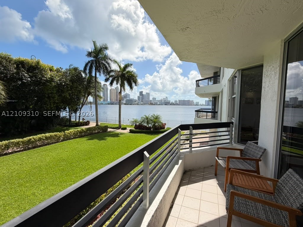 Aventura FL 33180 - A12109310