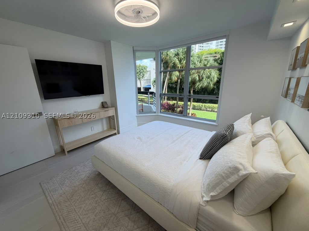 Aventura FL 33180 - A12109310