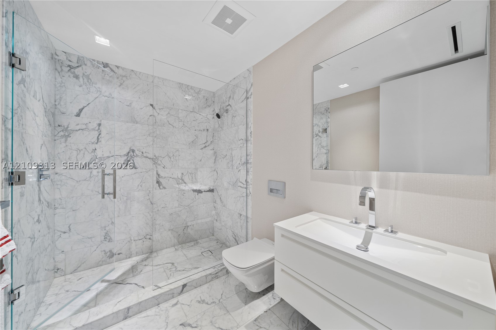 7083 Fisher Island Dr #7083, Miami Beach FL 33109