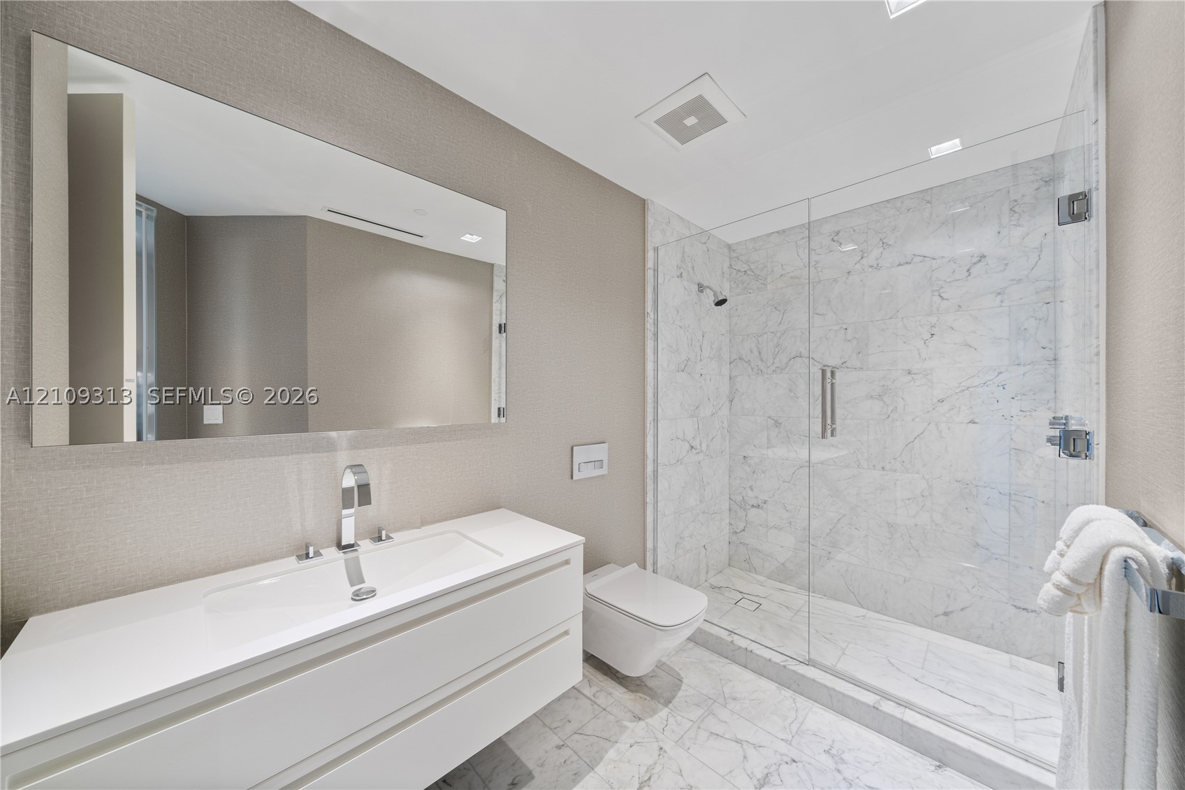 7083 Fisher Island Dr #7083, Miami Beach FL 33109
