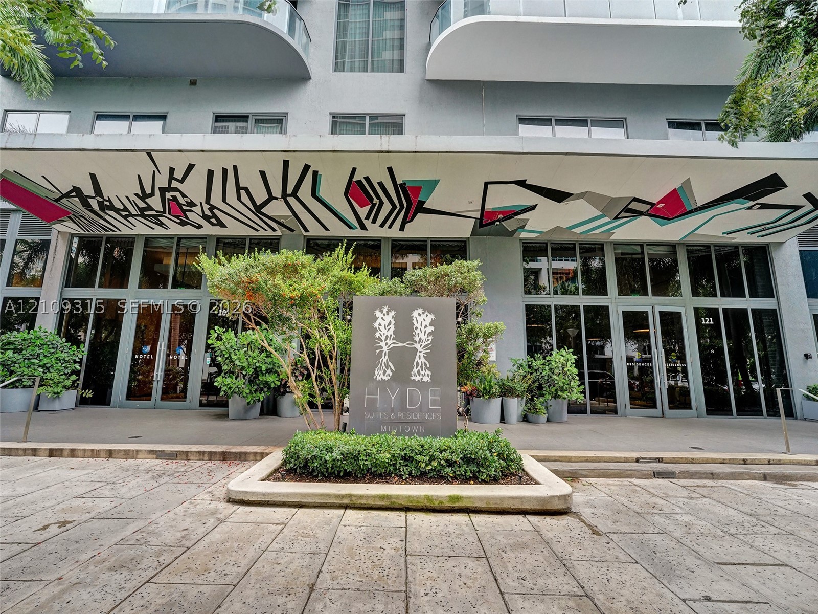 121 NE 34th St #2809, Miami FL 33137