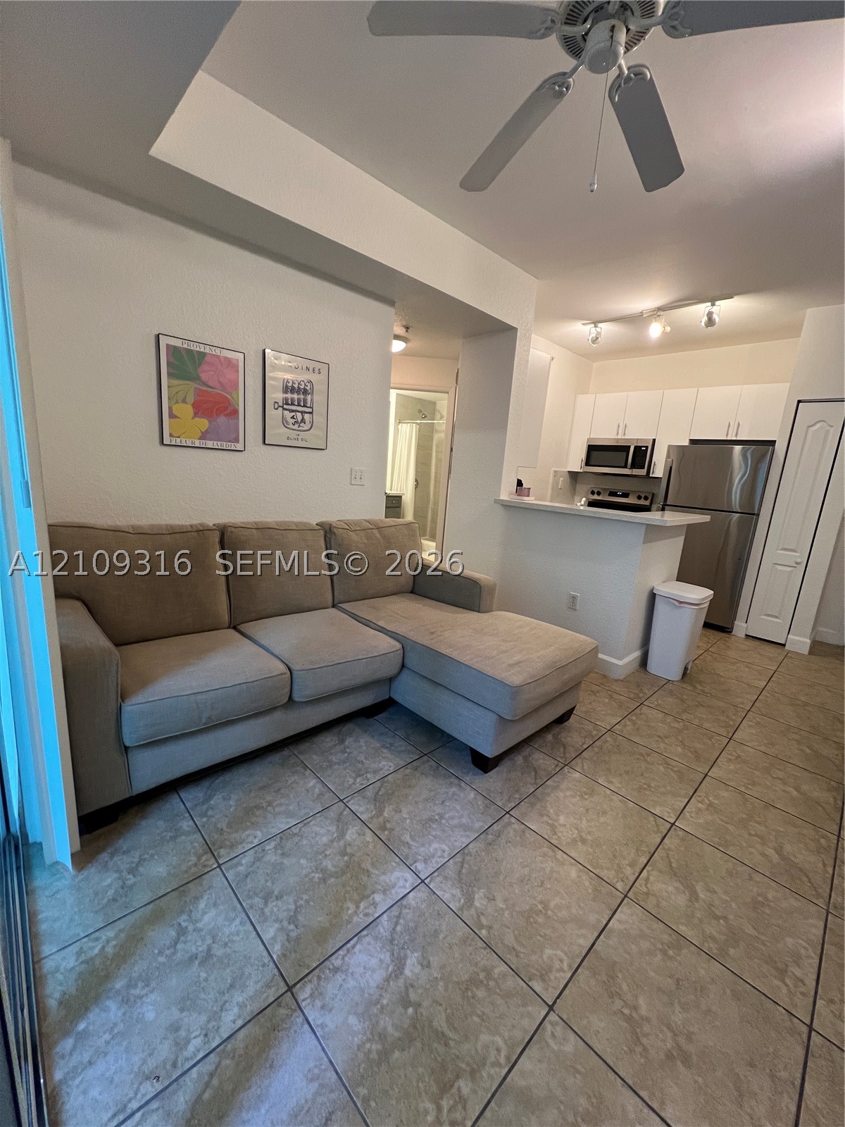 6001 SW 70th St #318, South Miami FL 33143