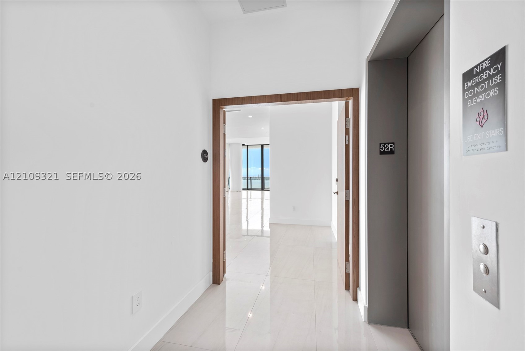 480 NE 31st St #PH5204, Miami FL 33137