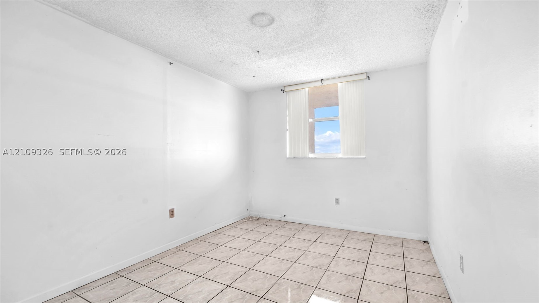 4675 W 18th Ct #612, Hialeah FL 33012