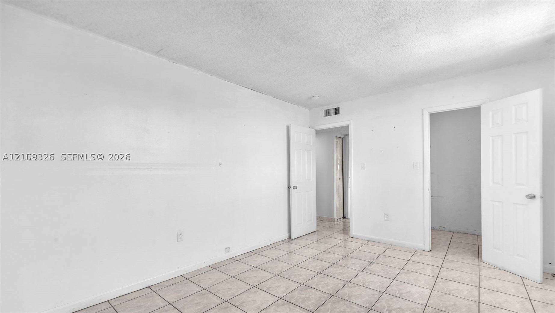 4675 W 18th Ct #612, Hialeah FL 33012