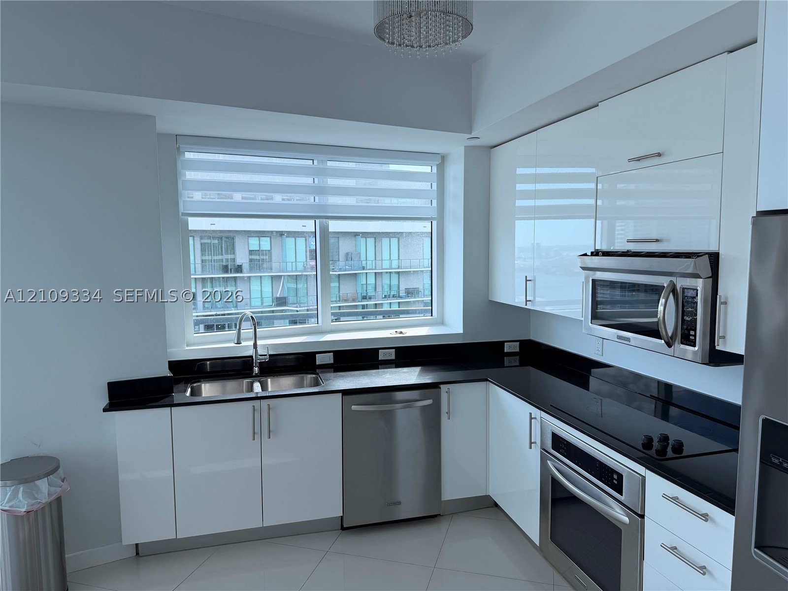 60 SW 13th St #5216, Miami FL 33130