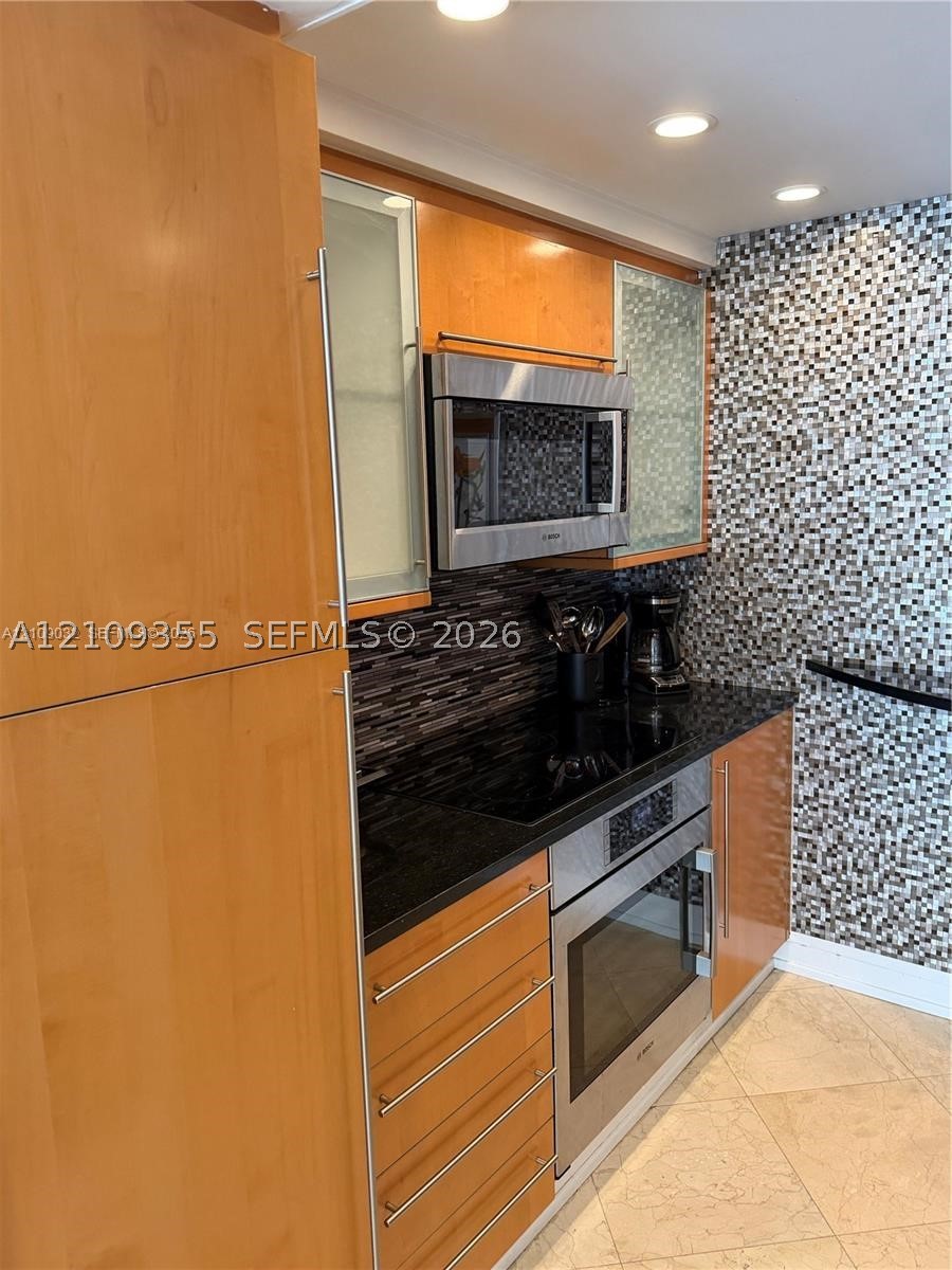 6365 Collins Ave #906, Miami Beach FL 33141