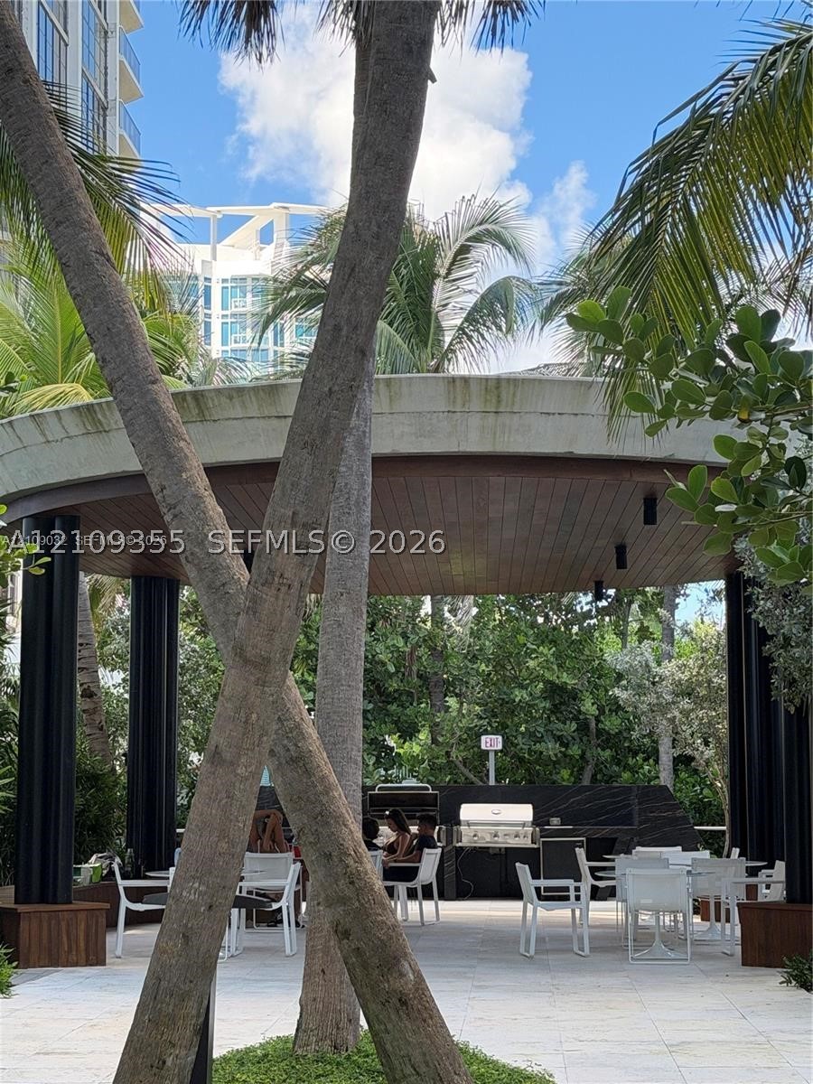 6365 Collins Ave #906, Miami Beach FL 33141