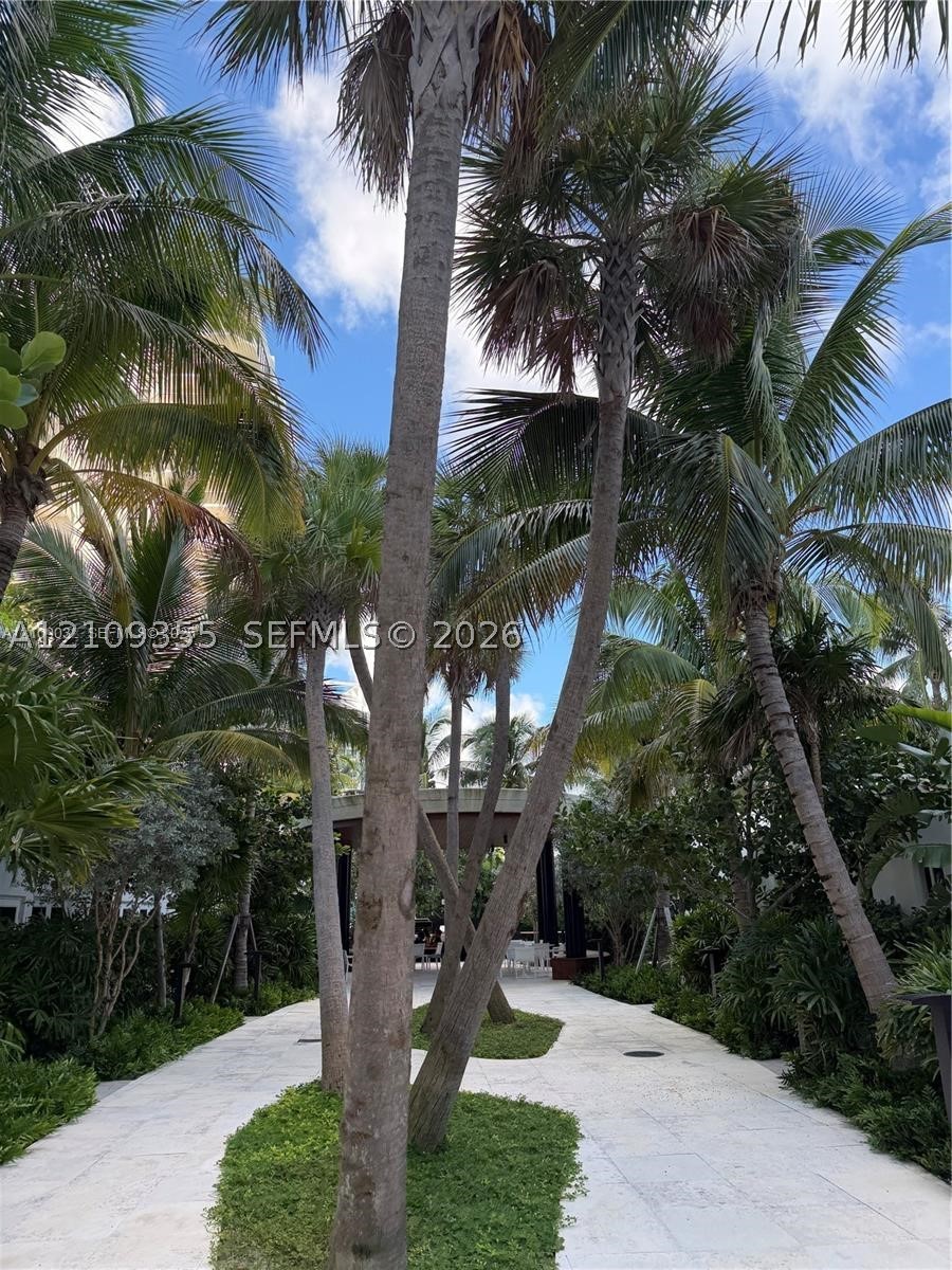 6365 Collins Ave #906, Miami Beach FL 33141