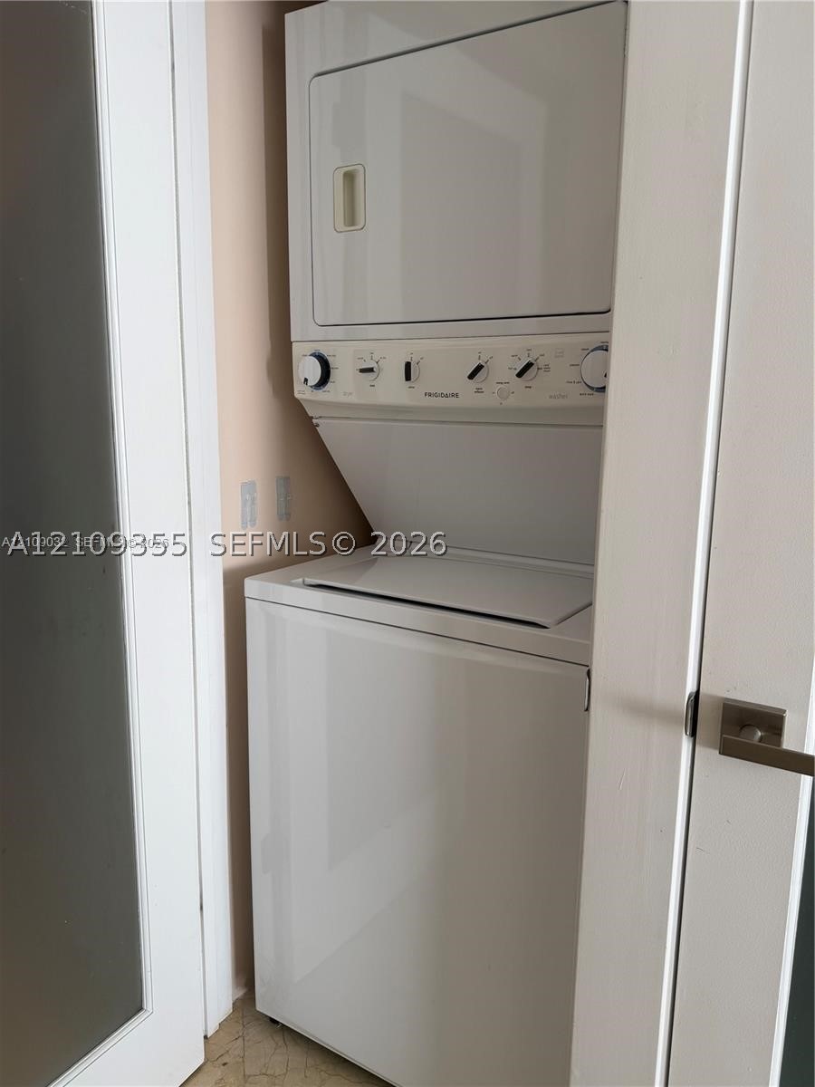 6365 Collins Ave #906, Miami Beach FL 33141