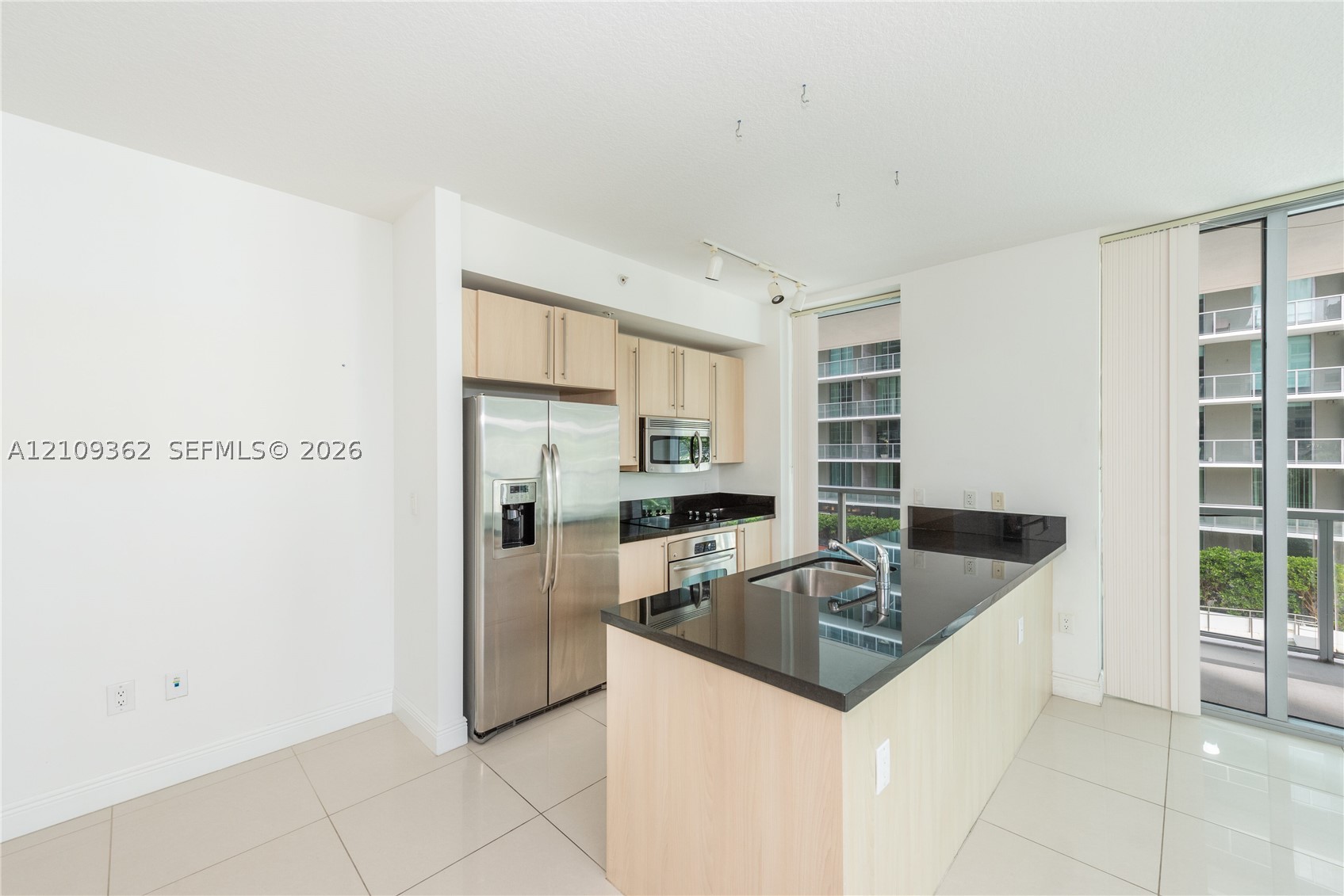 79 SW 12th St #1107-S, Miami FL 33130