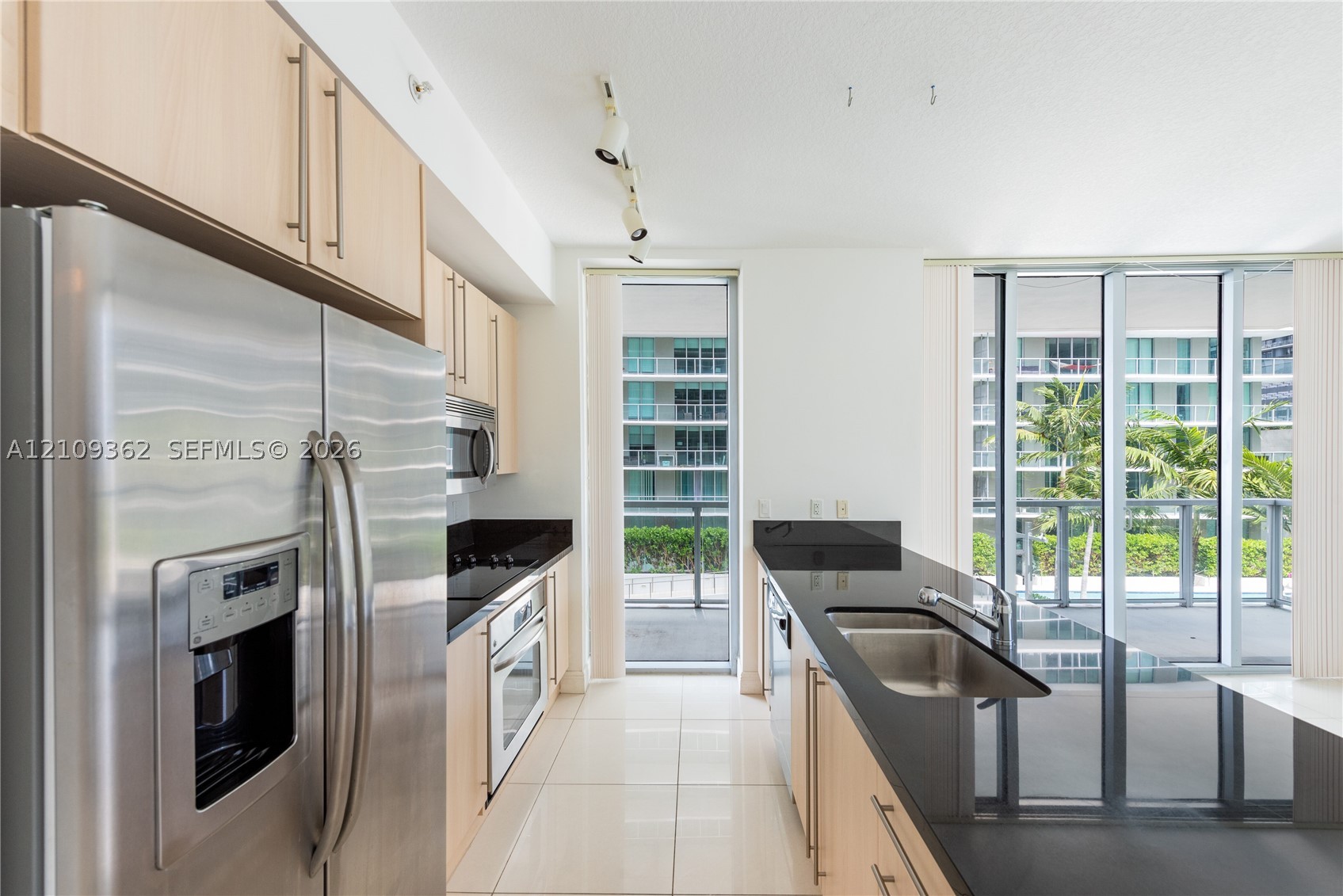 79 SW 12th St #1107-S, Miami FL 33130