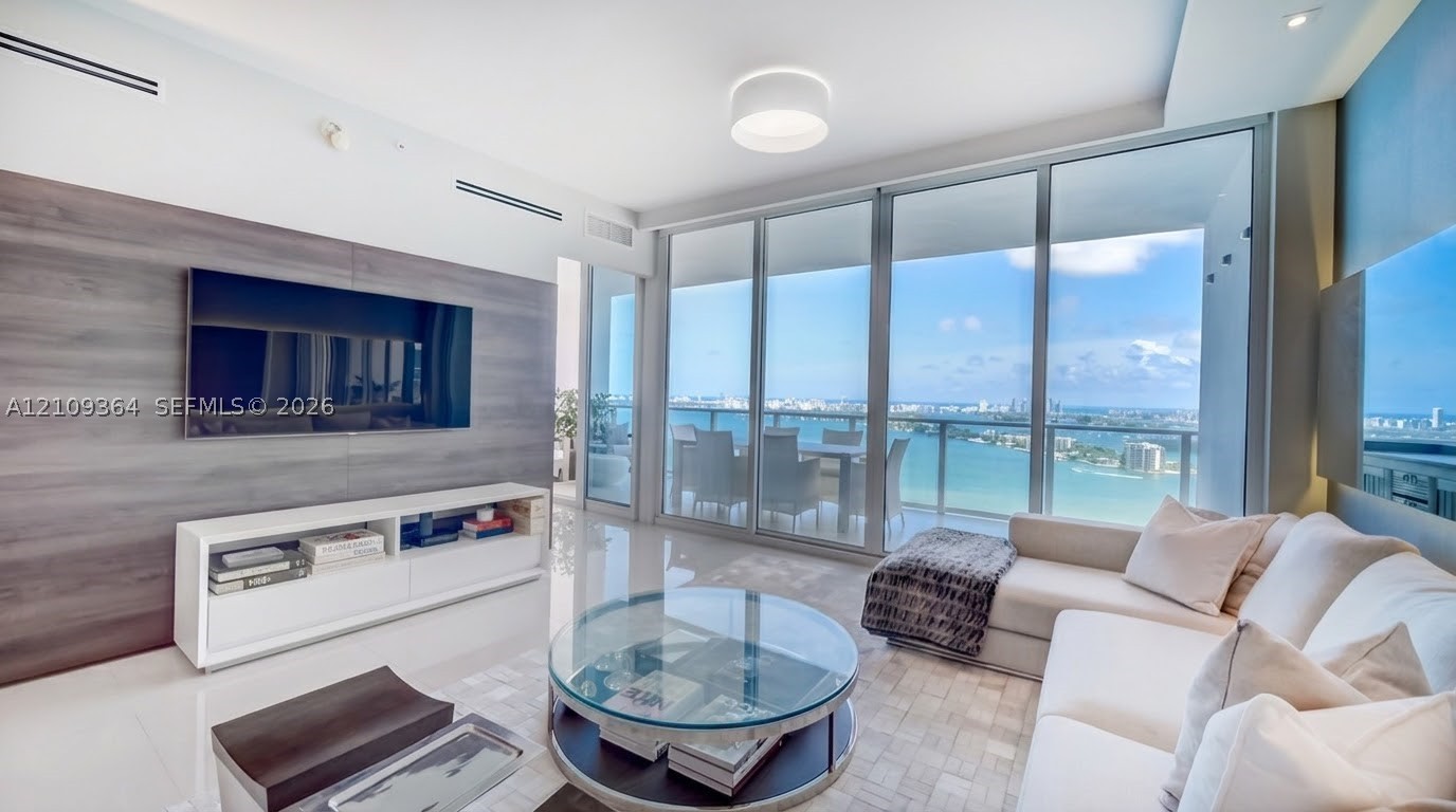 2020 N Bayshore Dr #3304, Miami FL 33137