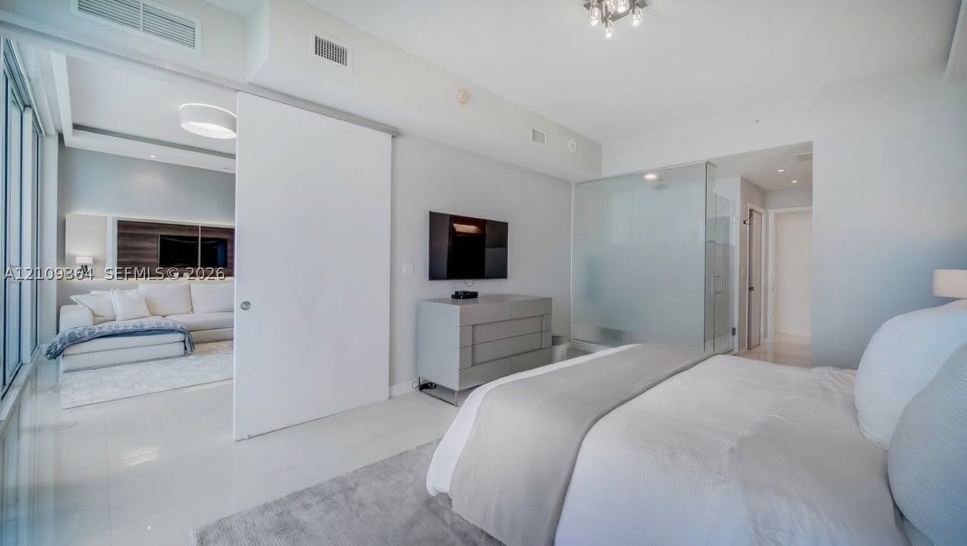2020 N Bayshore Dr #3304, Miami FL 33137