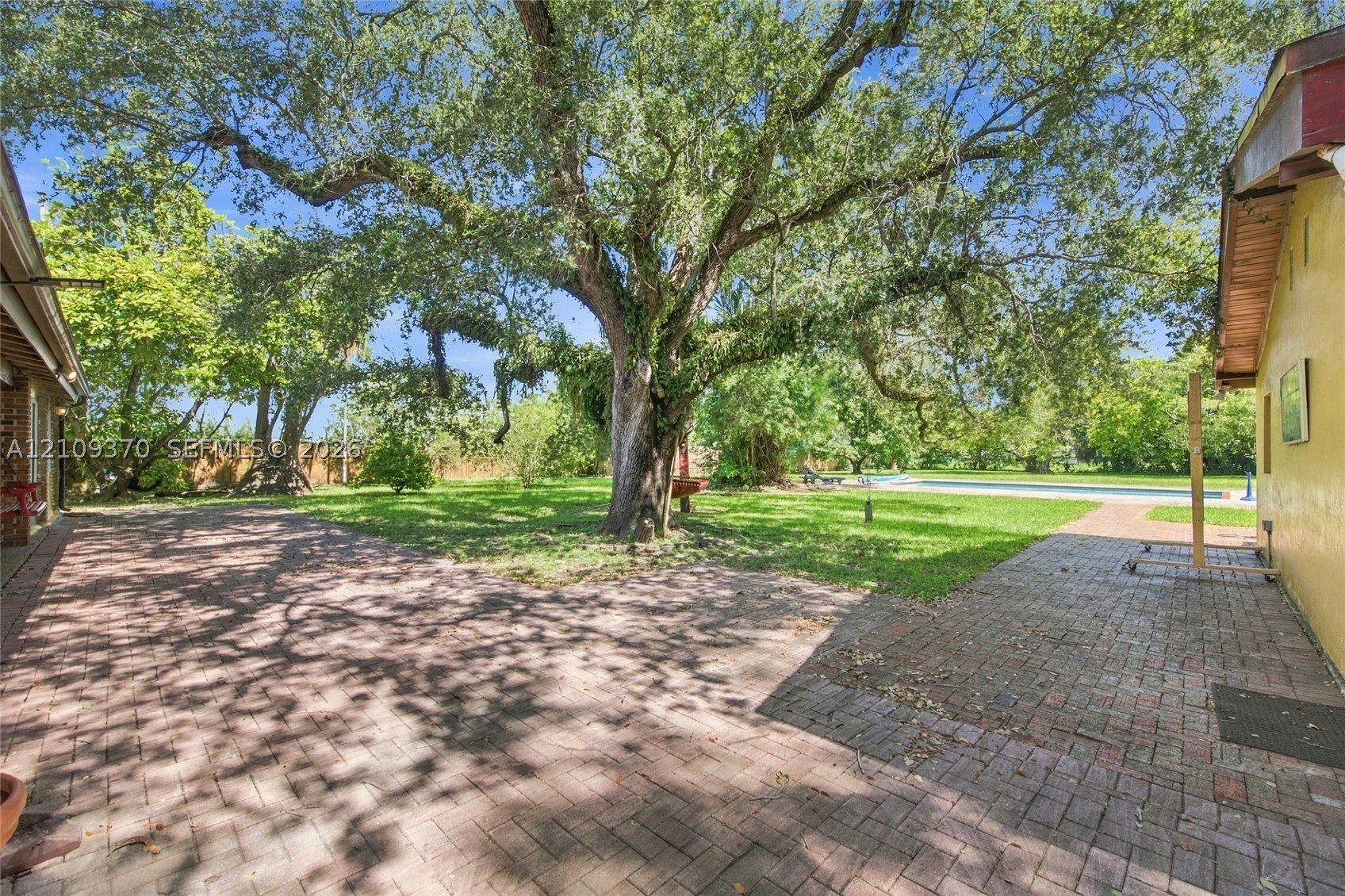 6445 SW 99th Ave, Miami FL 33173