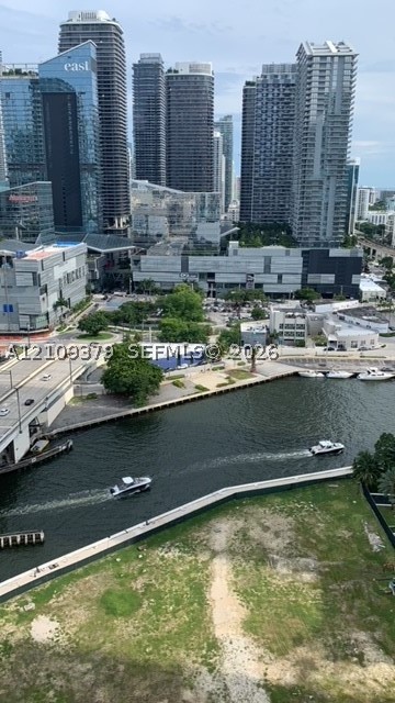 Miami FL 33130 - A12109379