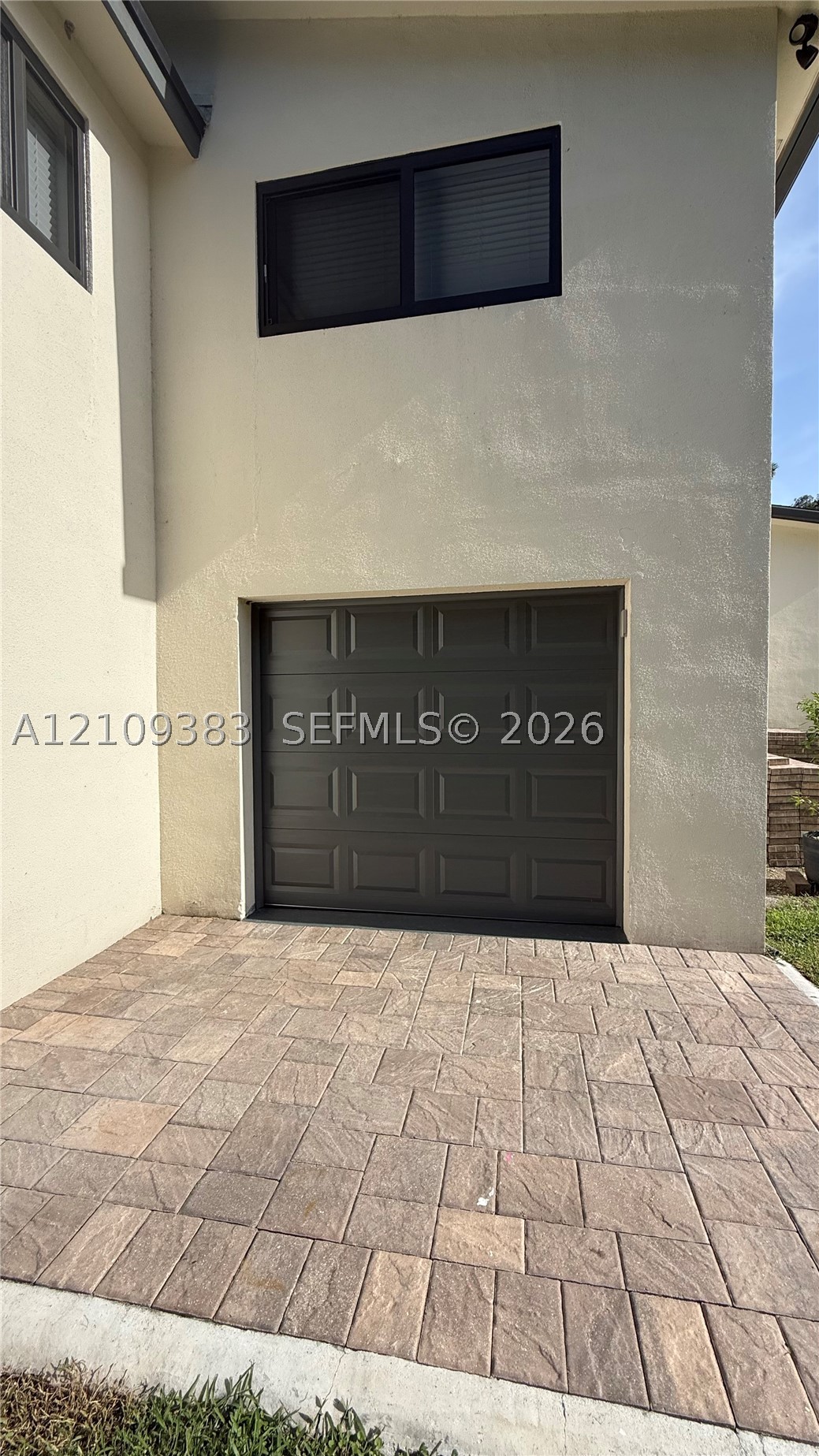 10751 SW 48th St, Davie FL 33328