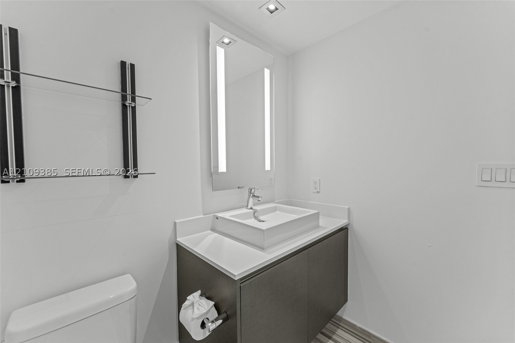 1451 Brickell Ave #1504, Miami FL 33131