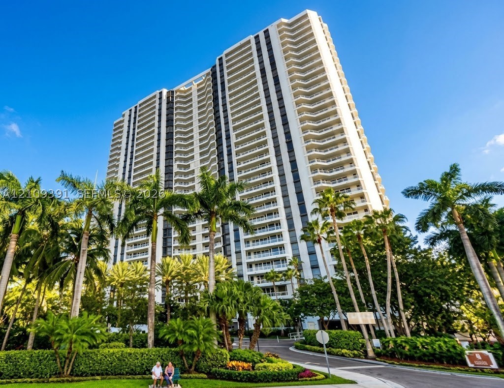21055 Yacht Club Dr #2708, Aventura FL 33180