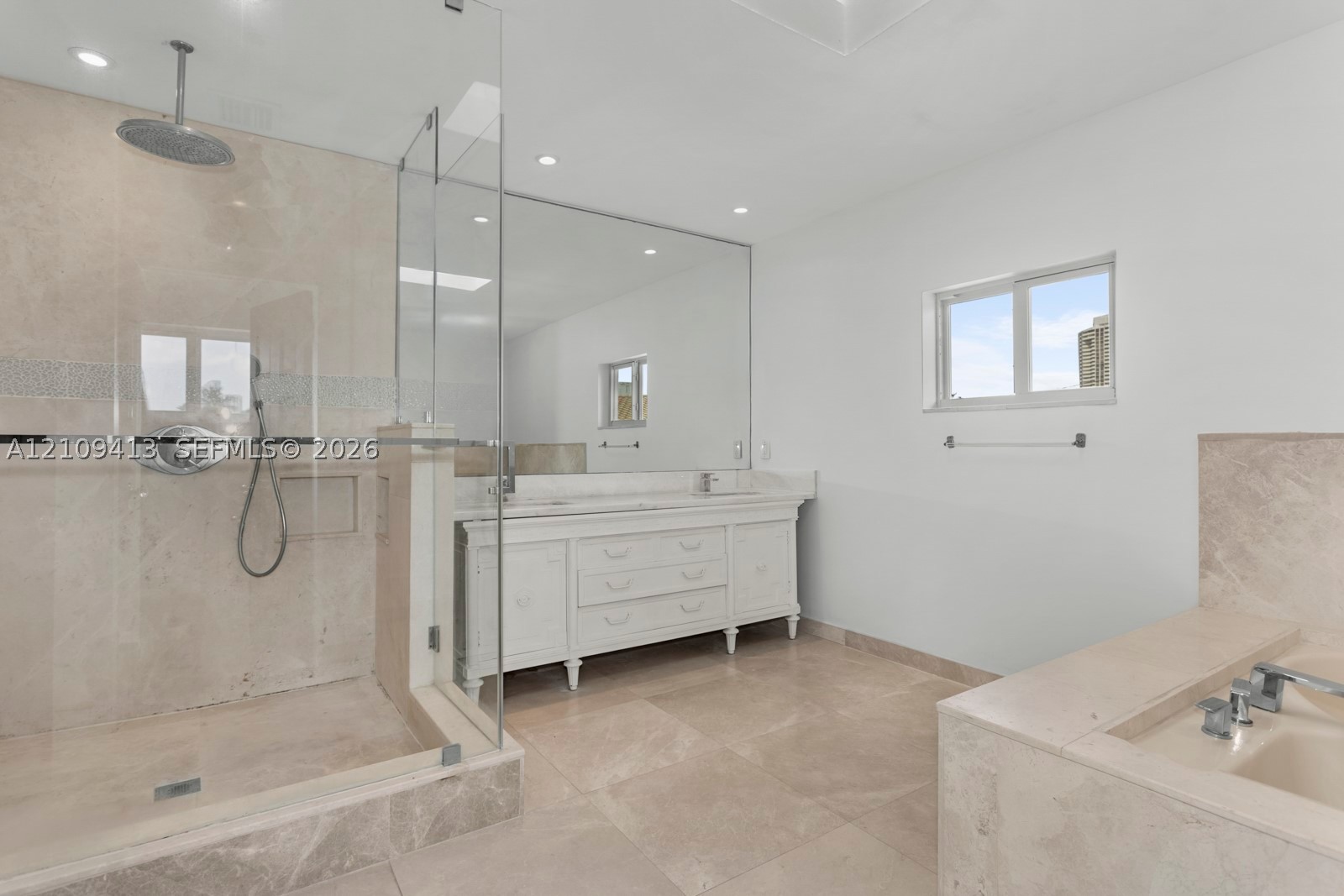 3226 NE 168th St, North Miami Beach FL 33160