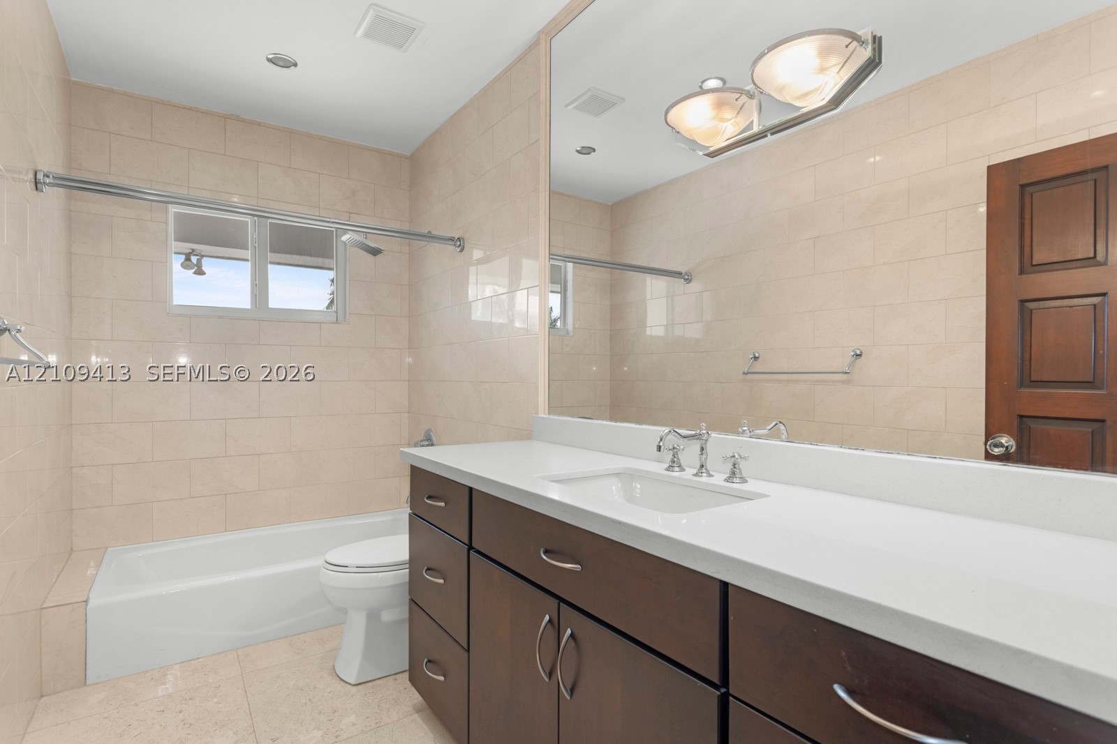 3226 NE 168th St, North Miami Beach FL 33160