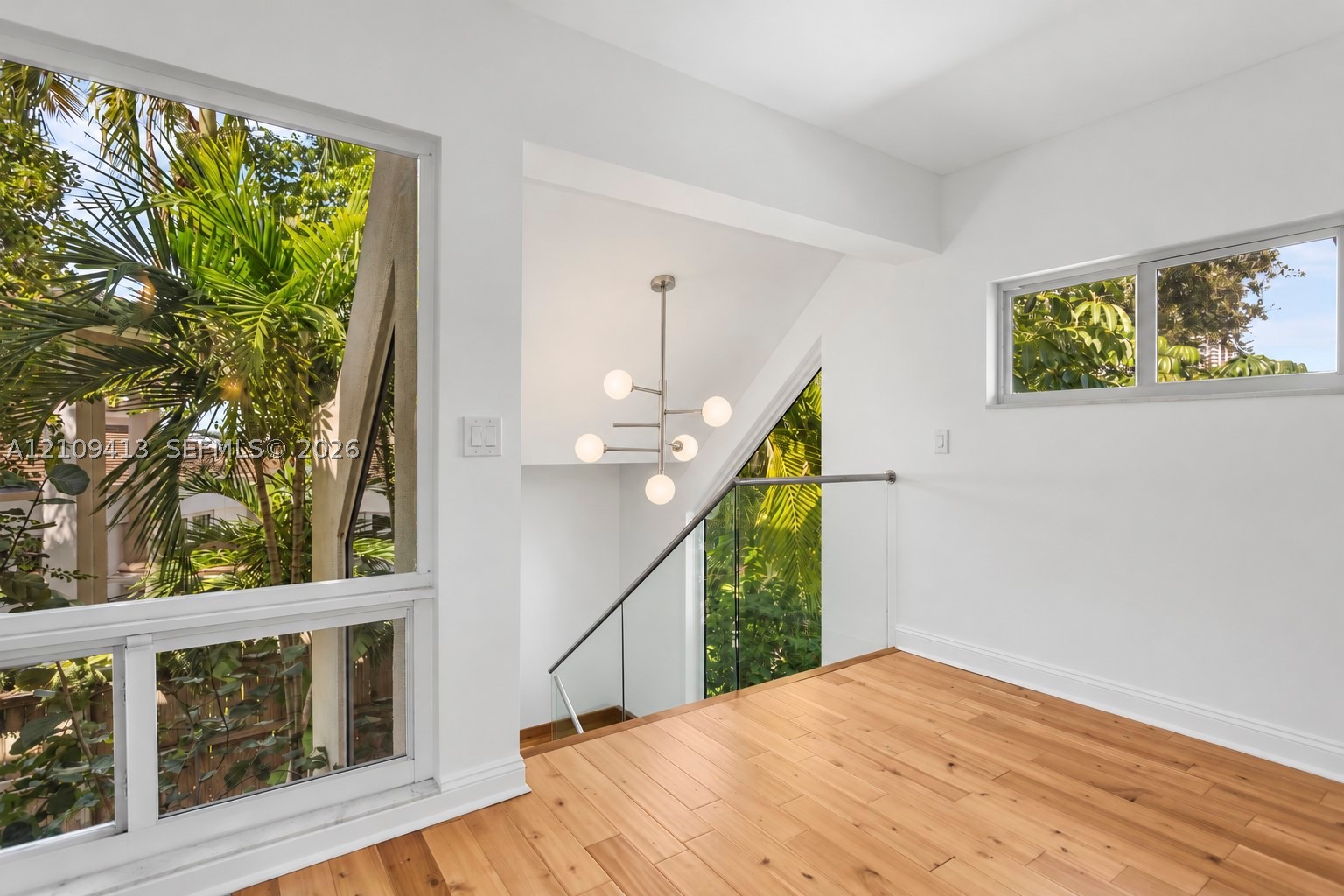 3226 NE 168th St, North Miami Beach FL 33160