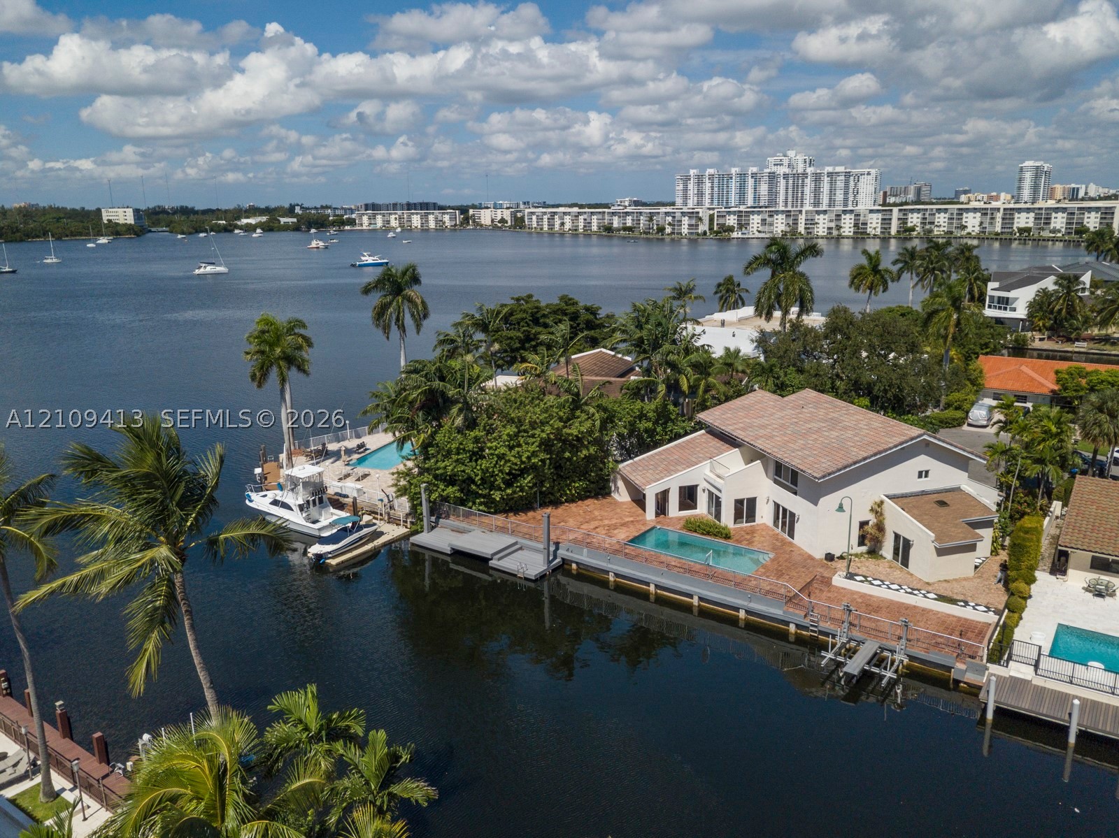 3226 NE 168th St, North Miami Beach FL 33160
