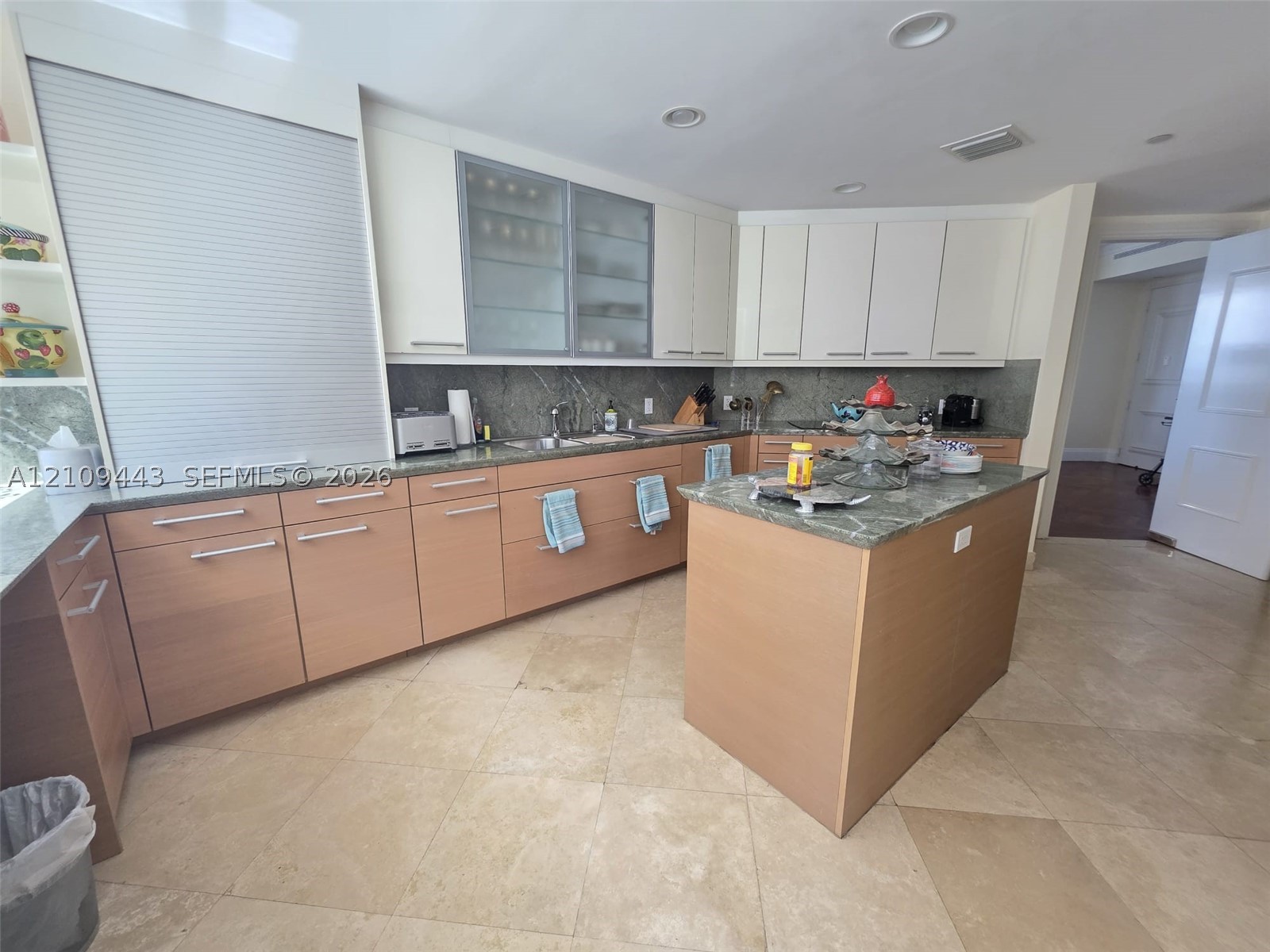 10225 Collins Ave #804, Bal Harbour FL 33154