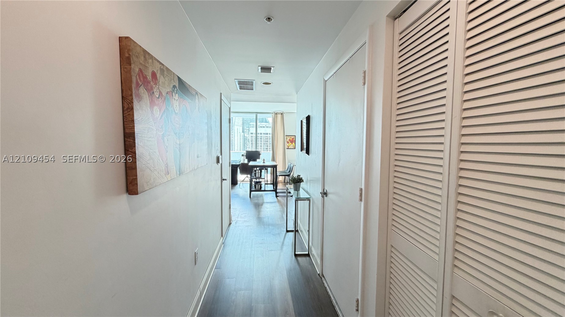 244 Biscayne Blvd #2807, Miami FL 33132