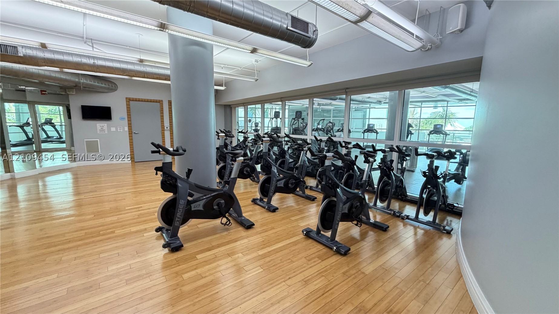 244 Biscayne Blvd #2807, Miami FL 33132