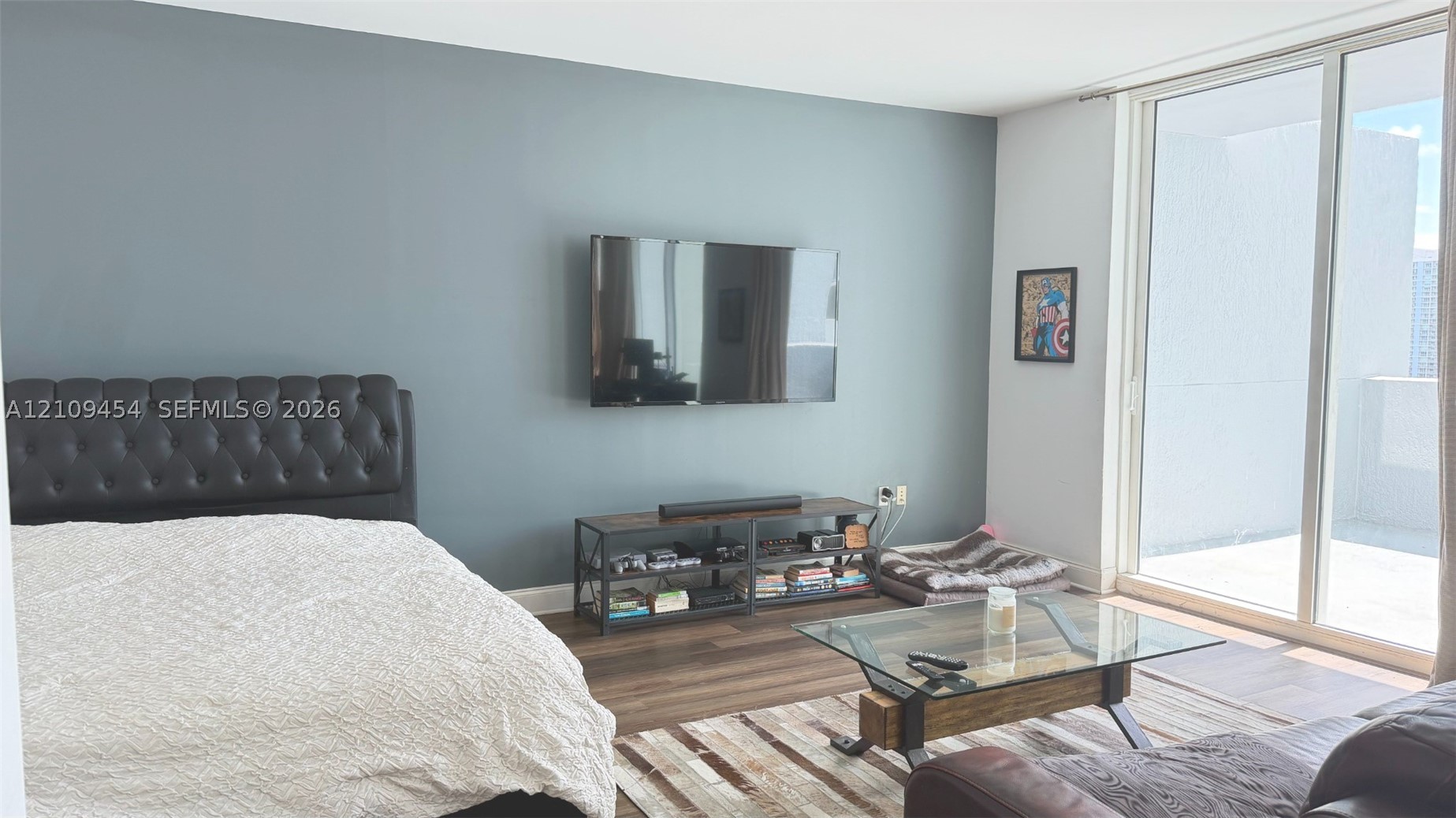 244 Biscayne Blvd #2807, Miami FL 33132