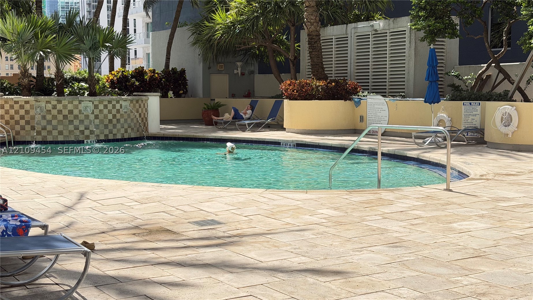 244 Biscayne Blvd #2807, Miami FL 33132