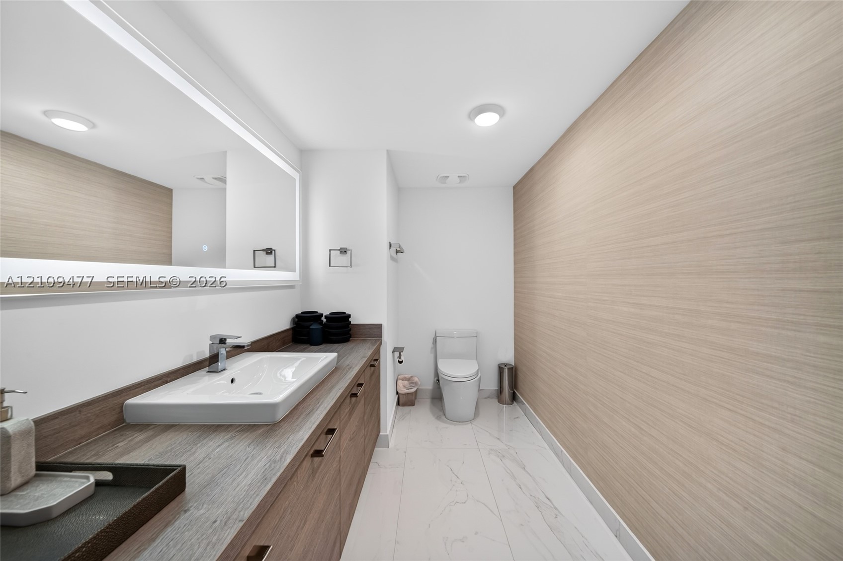 400 Sunny Isles Blvd #1904, Sunny Isles Beach FL 33160