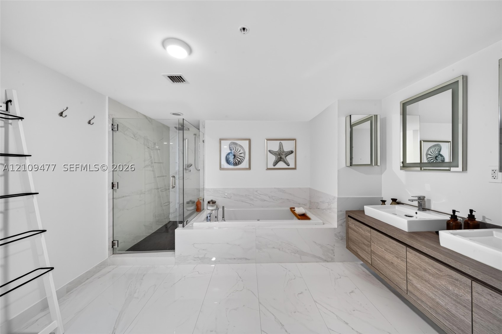 400 Sunny Isles Blvd #1904, Sunny Isles Beach FL 33160