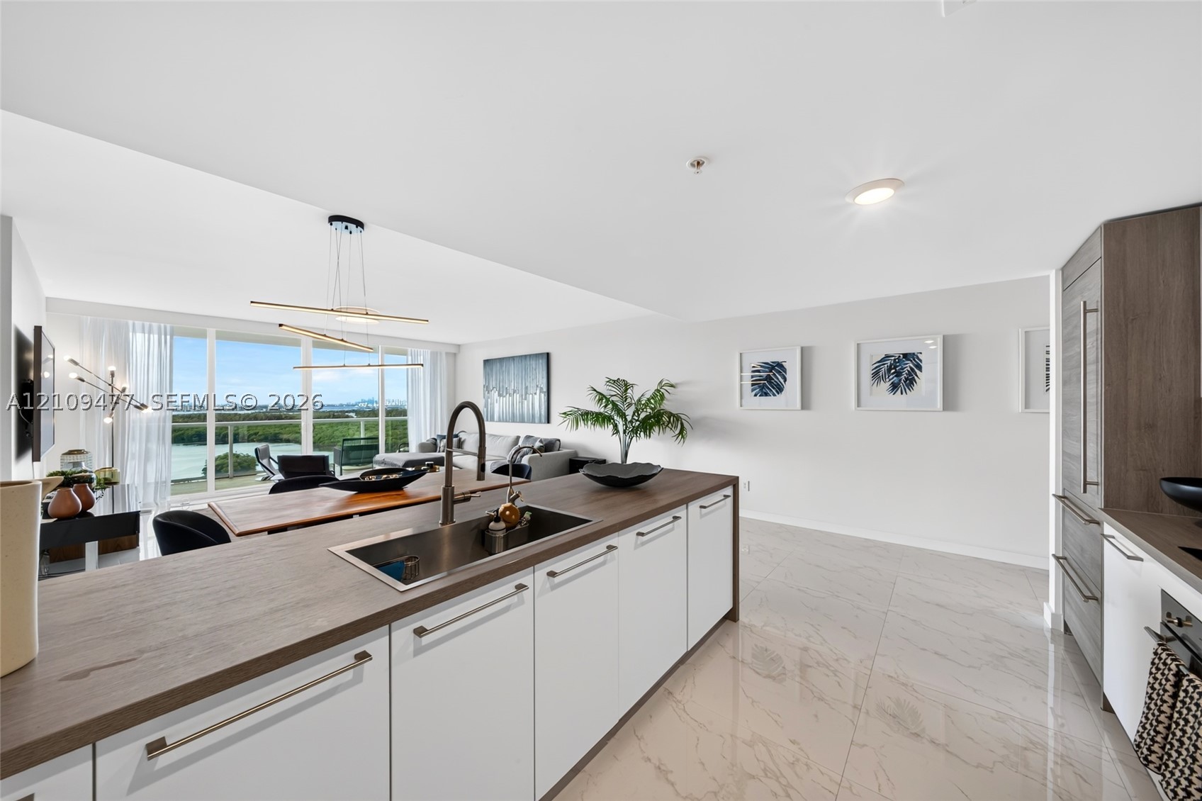 400 Sunny Isles Blvd #1904, Sunny Isles Beach FL 33160