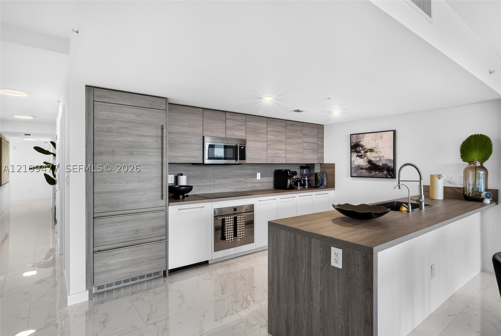 400 Sunny Isles Blvd #1904, Sunny Isles Beach FL 33160