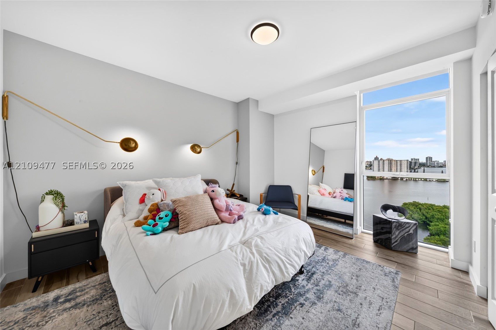 400 Sunny Isles Blvd #1904, Sunny Isles Beach FL 33160