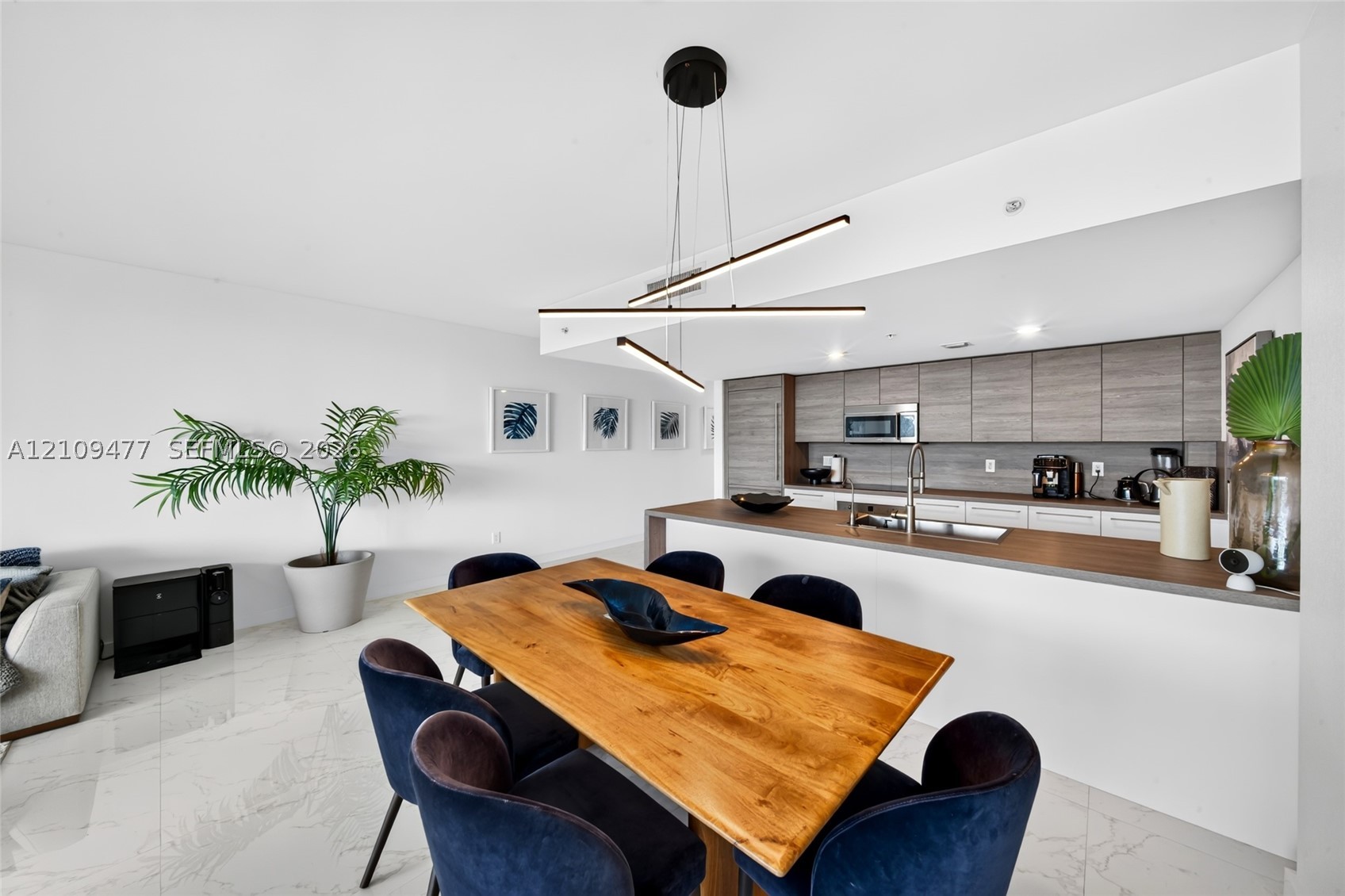 400 Sunny Isles Blvd #1904, Sunny Isles Beach FL 33160