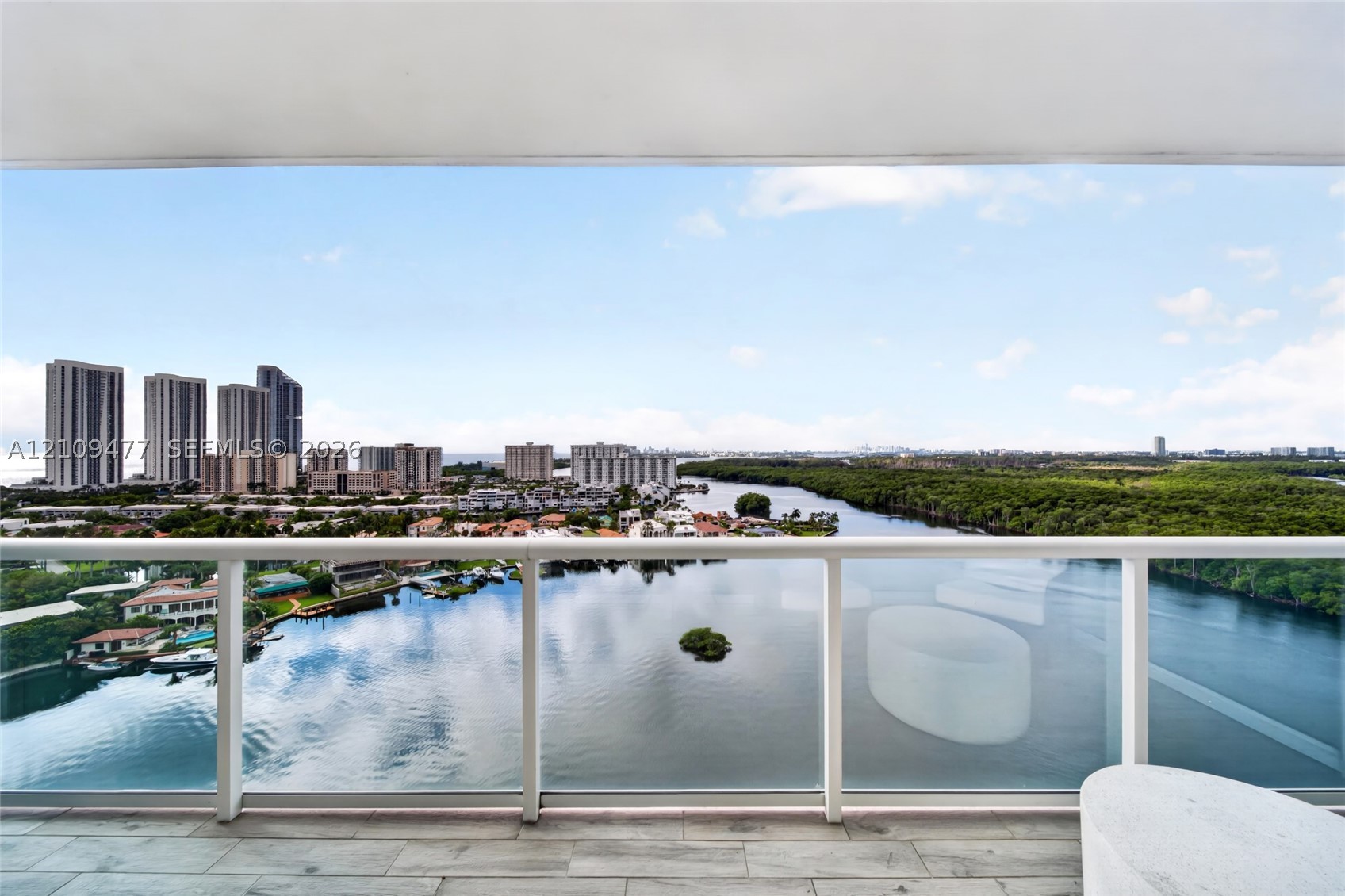 400 Sunny Isles Blvd #1904, Sunny Isles Beach FL 33160