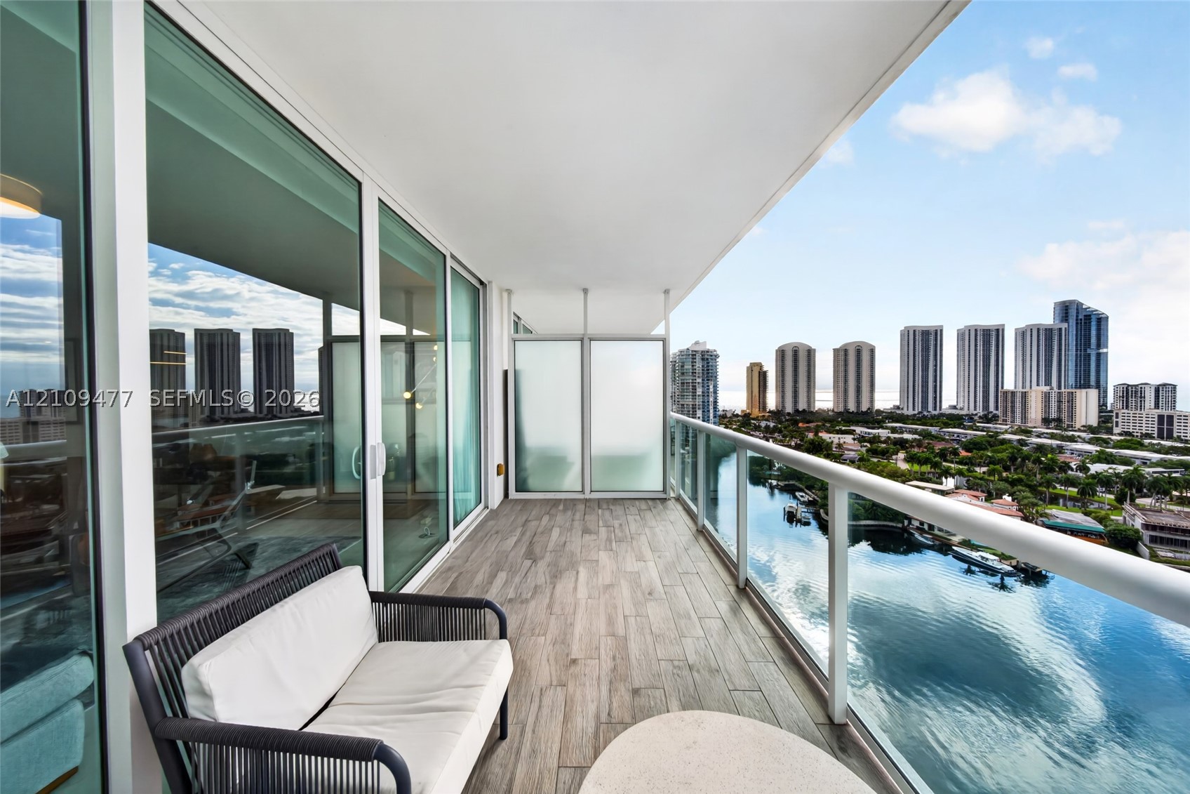 400 Sunny Isles Blvd #1904, Sunny Isles Beach FL 33160