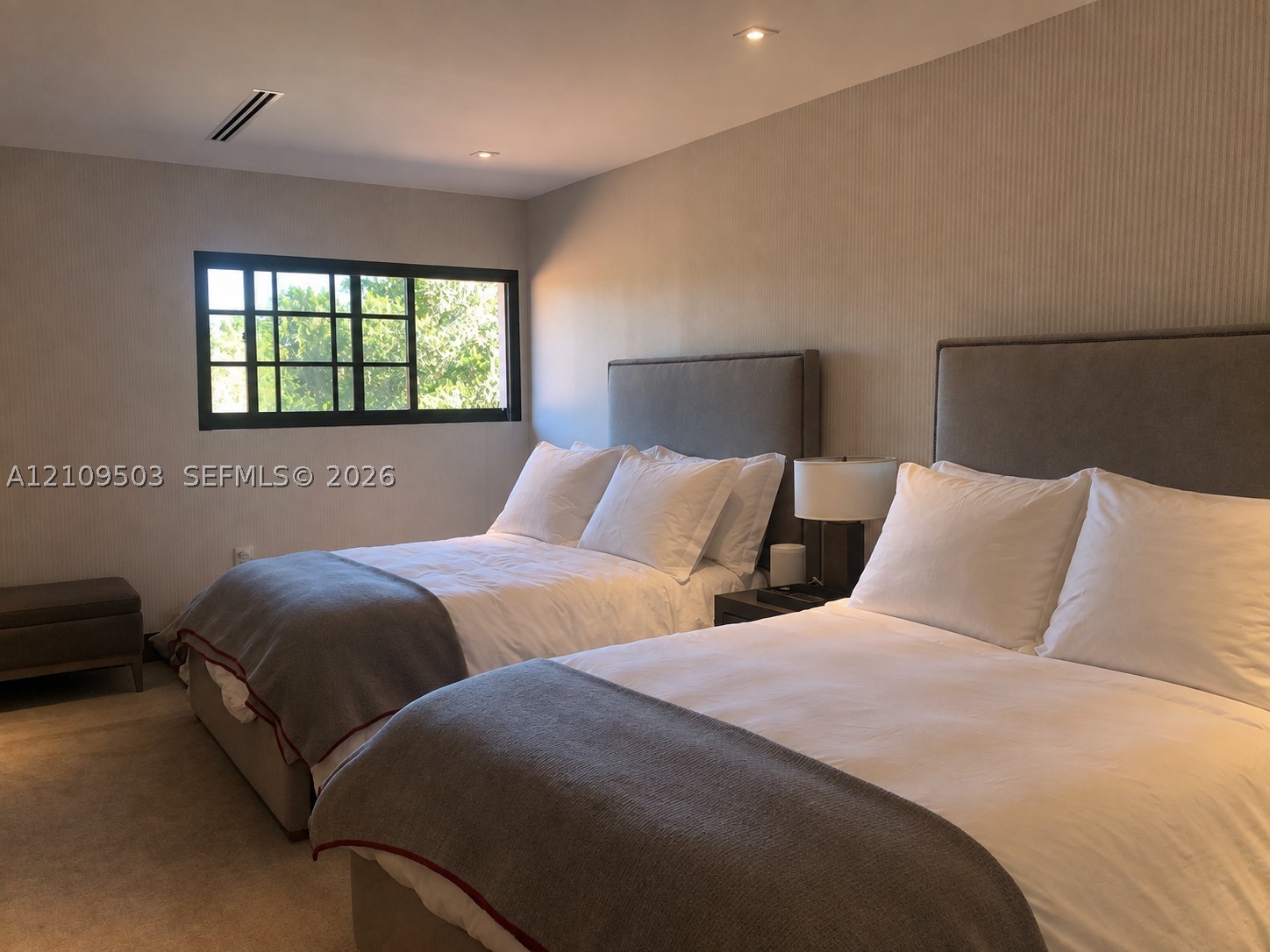 7230 E Lago Dr, Coral Gables FL 33143
