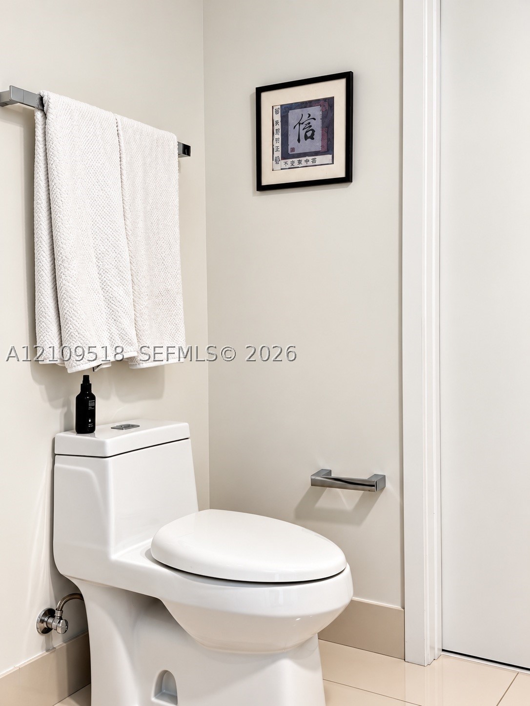 121 NE 34th St #2016, Miami FL 33137