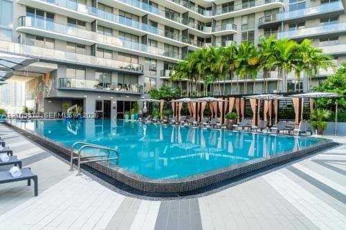 121 NE 34th St #2016, Miami FL 33137
