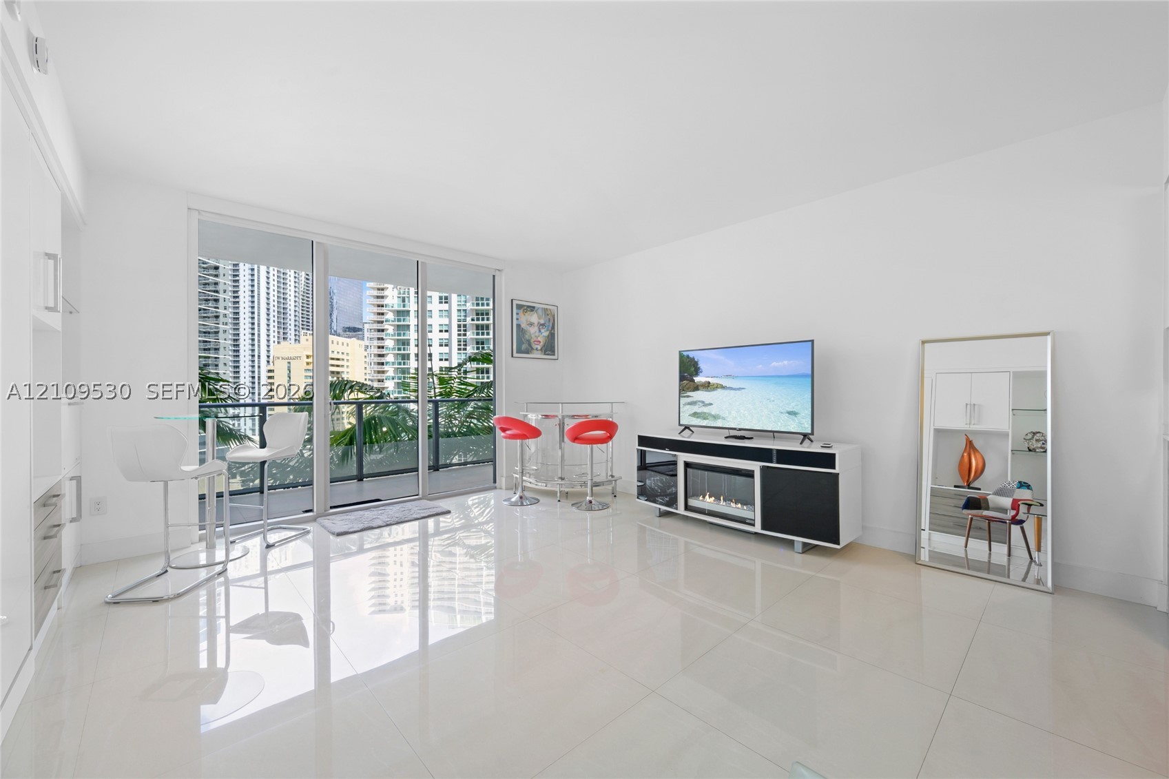 1300 Brickell Bay Dr #1600, Miami FL 33131