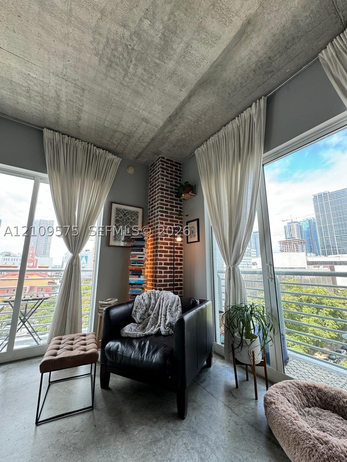 133 NE 2nd Ave #713, Miami FL 33132