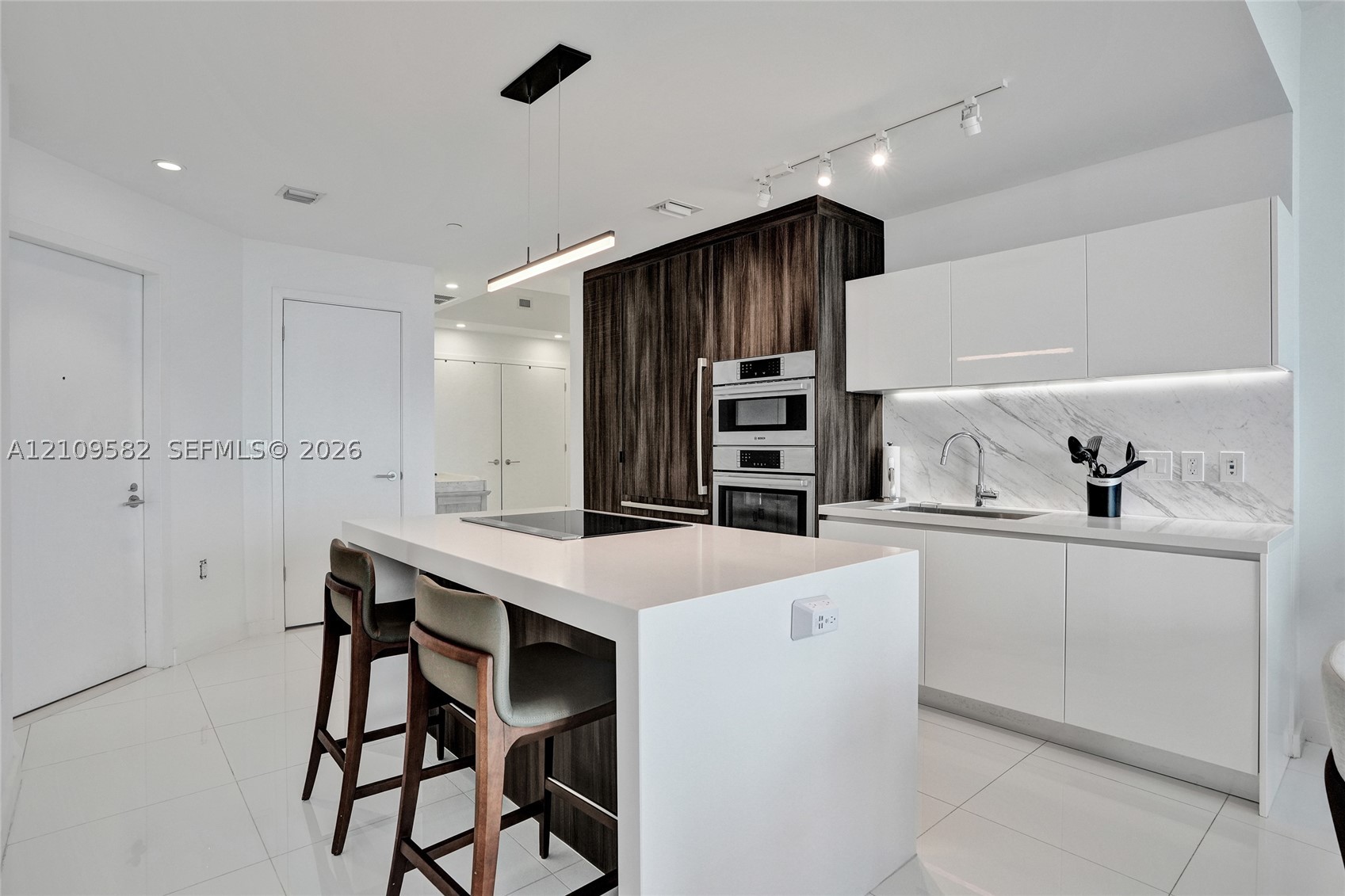 851 NE 1st Ave #3506, Miami FL 33132