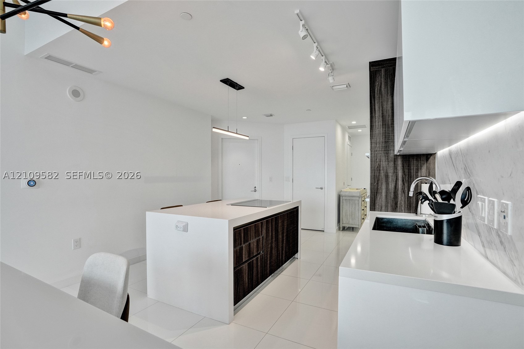 851 NE 1st Ave #3506, Miami FL 33132