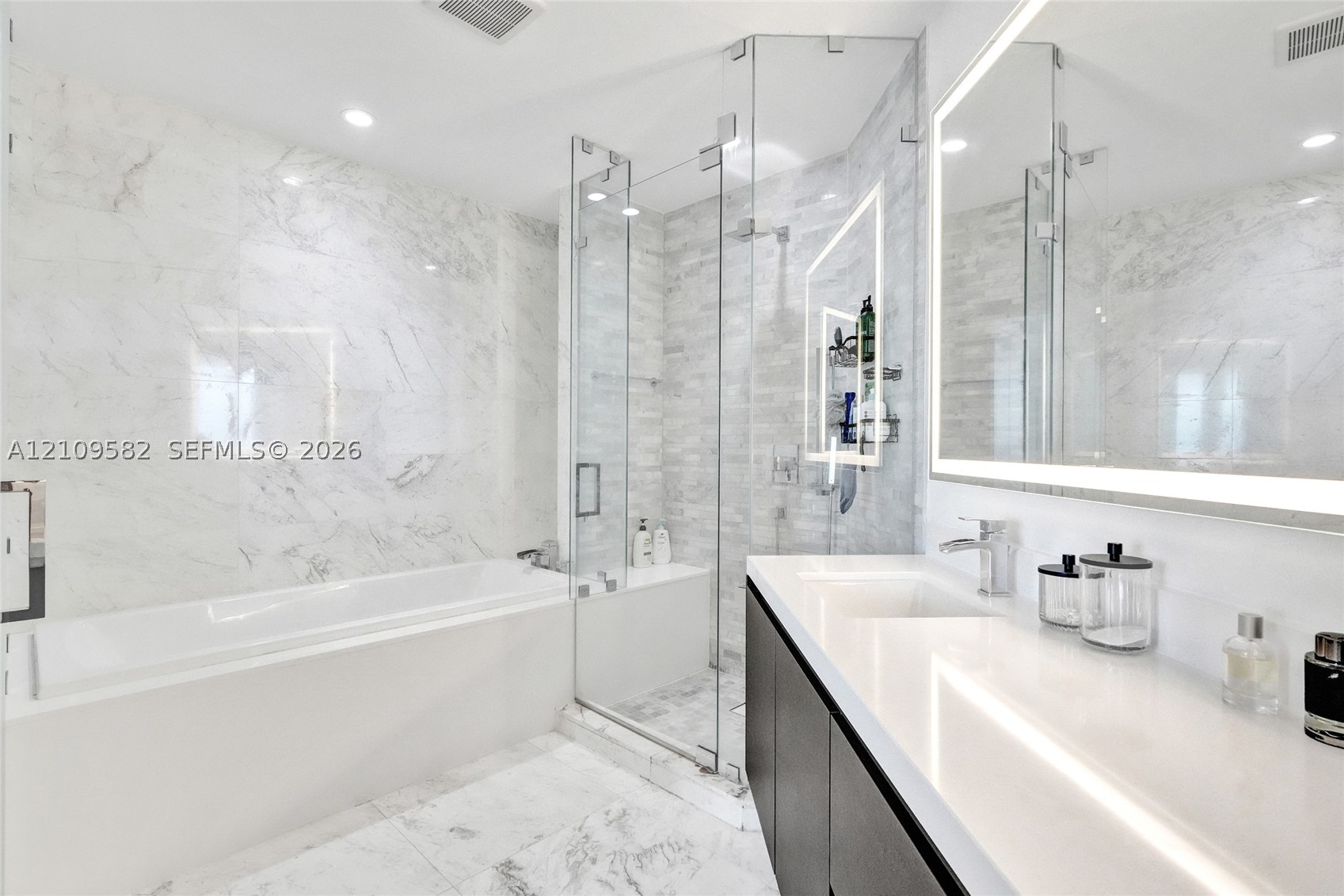 851 NE 1st Ave #3506, Miami FL 33132