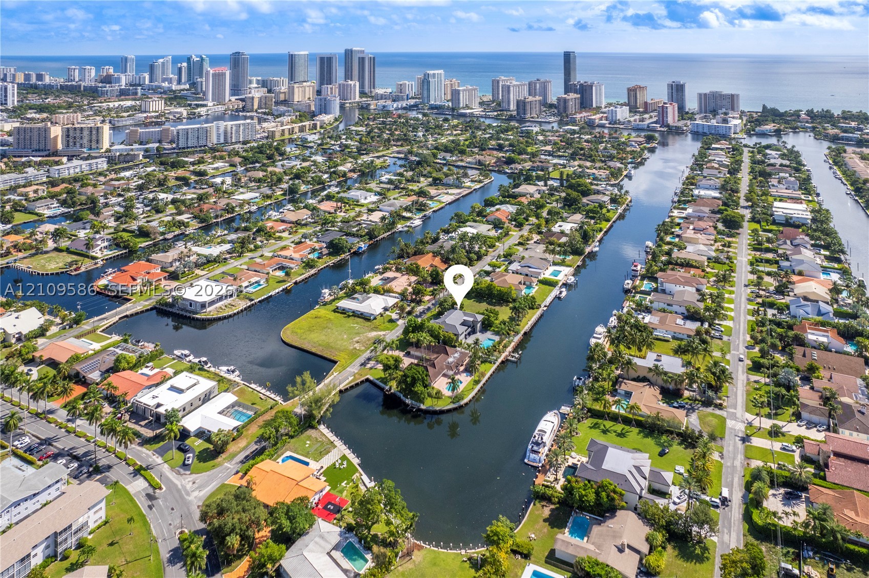 461 Poinciana Dr, Hallandale Beach FL 33009